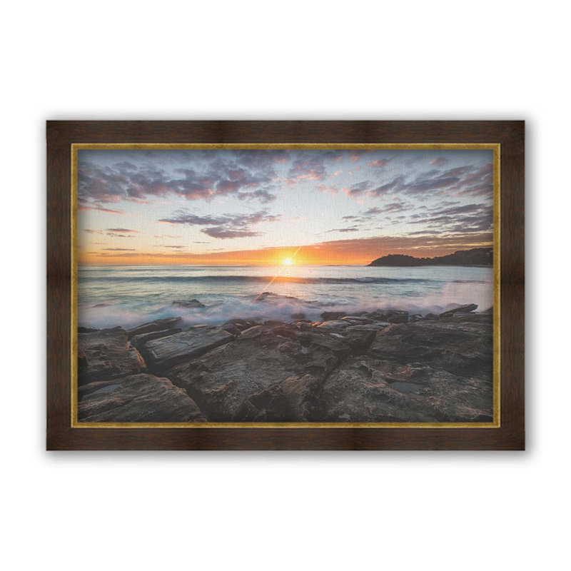 «Manly Sunrise» par Scott Barlow sur, Toile avec cadre unique brun, Pas de tapis, H 13,5 po x l 19,5 po x P 1 po