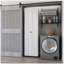 Armoire balai blanche avec tablettes de rangement