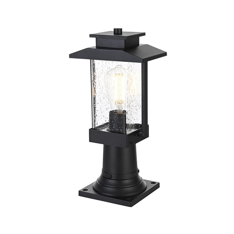 Lampadaire d'extérieur noir de 7 pouces Nowlin