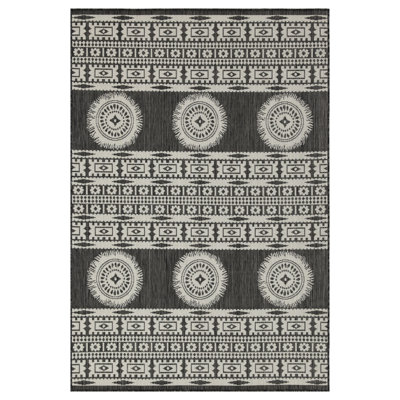 5 Ft. 3 In. X 7 Ft. 3 In. Indoor/Outdoor Area Rug