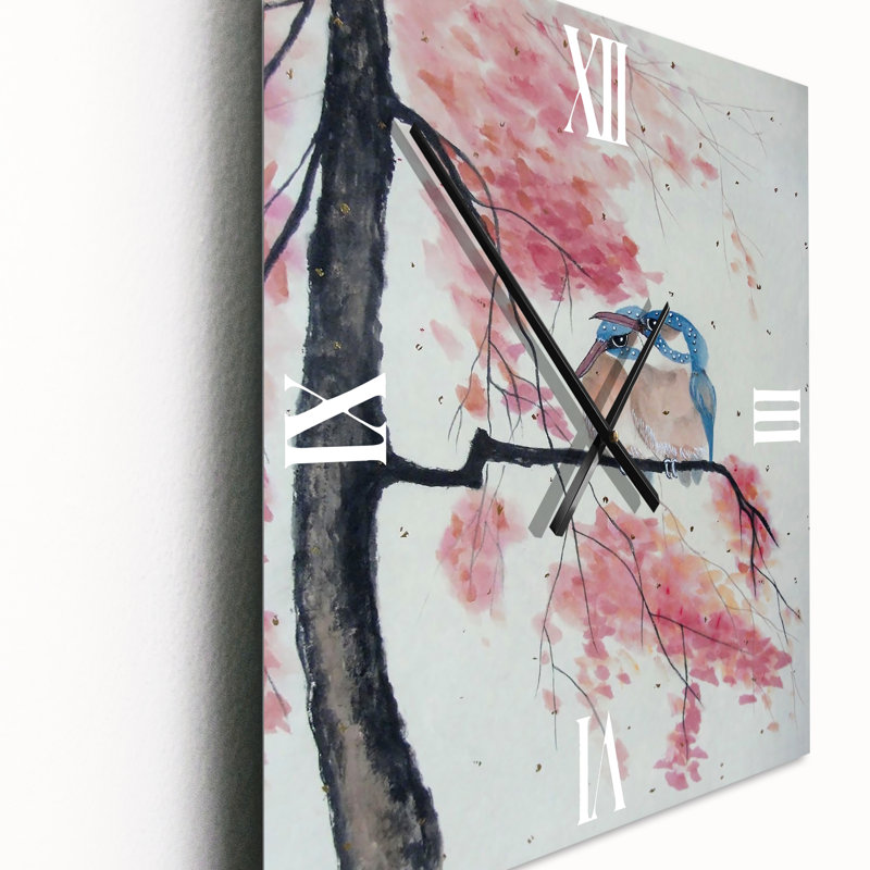 Deux martin-pêcheurs assis sur une branche en fleurs - Horloge murale traditionnelle, Moyen