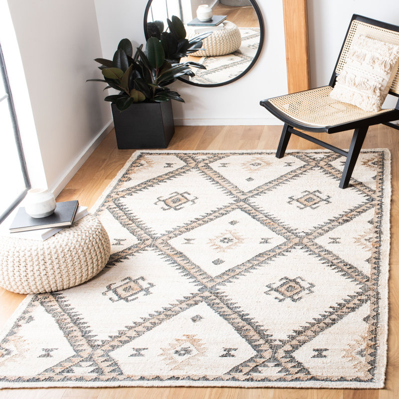 Alpharetta Southwestern Flatweave Jute Area Rug in Ivory/Black/Beige, Rectangle 5' x 8'