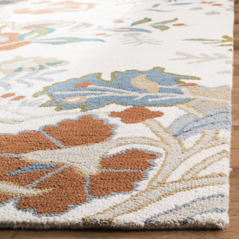 Skelmersdale Hand Tufted Wool/Cotton/Latex Floral Rug in Blue, Rectangle 3' x 5'