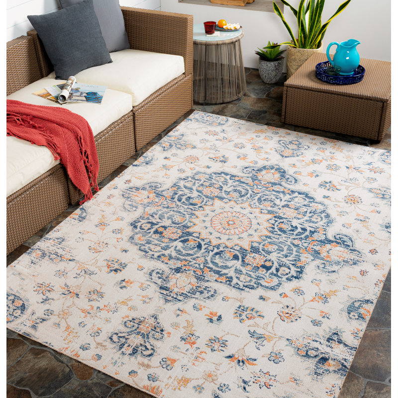 Enciso Oriental Indoor / Outdoor Rug, Rectangle 5'3" x 7'