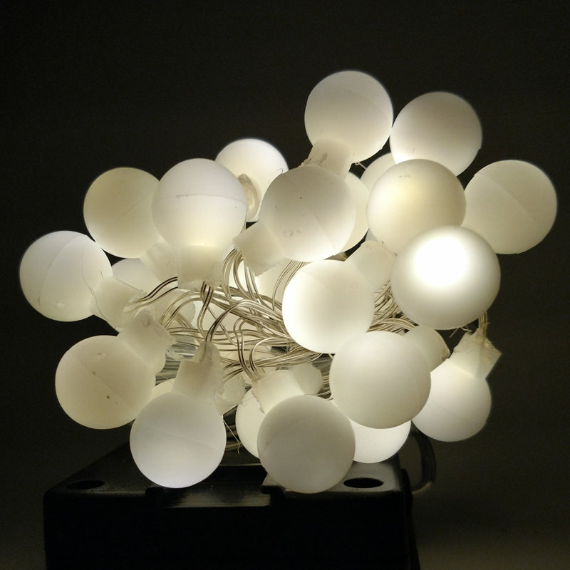 Outdoor 30 - Bulb 8'' Solar Powered Novelty String Light, Warm White