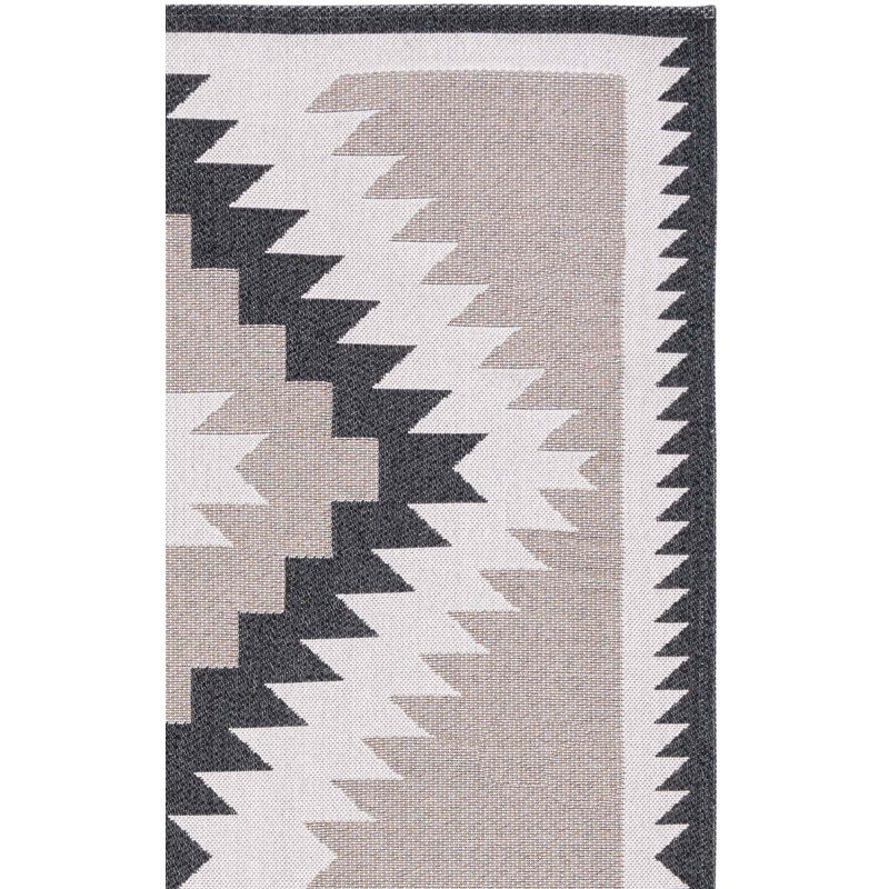 Ilkka geometric performance rug, Rectangle 8 pi x 10 pi