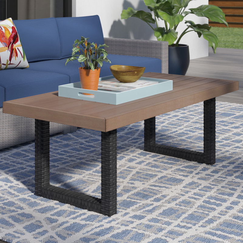 Table basse en osier Laderrian