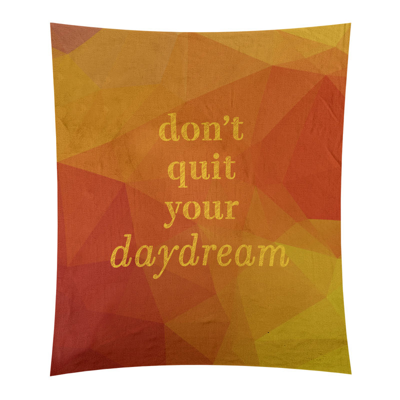 Daydream de polyester en faux-pierre ne quittez pas votre tapisserie de citation, H 104 po x l 88 po, Jaune ambre