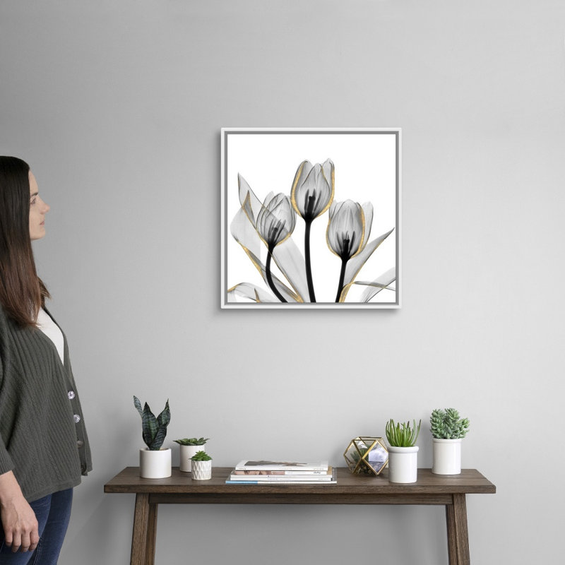 Reproduction d’art sur toile dorée ornée de tulipes 5 par Albert Koetsier, Cadre blanc, H 22 po x l 22 po x P 1,75 po
