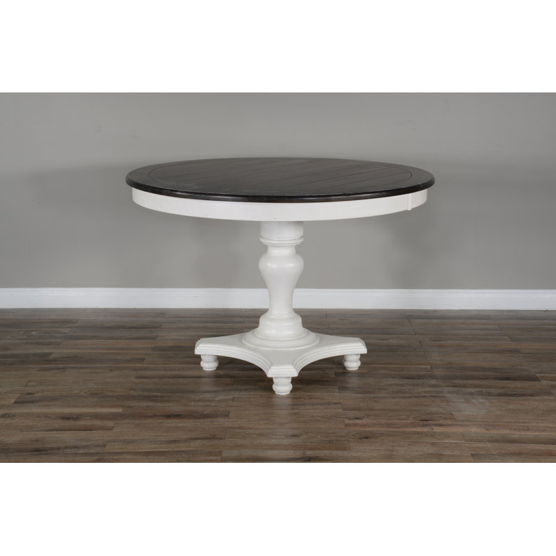 Table de salle à manger en bois massif Harvey, H 36 po x l 54 po x P 54 po