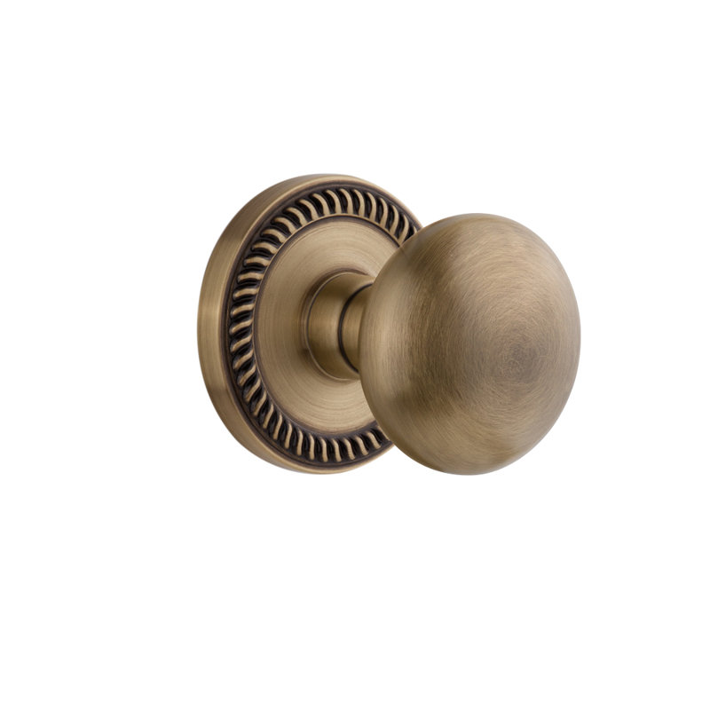 Grandeur Newport Rosette Passage with Fifth Avenue Door Knob, 2 3/4", Vintage Brass