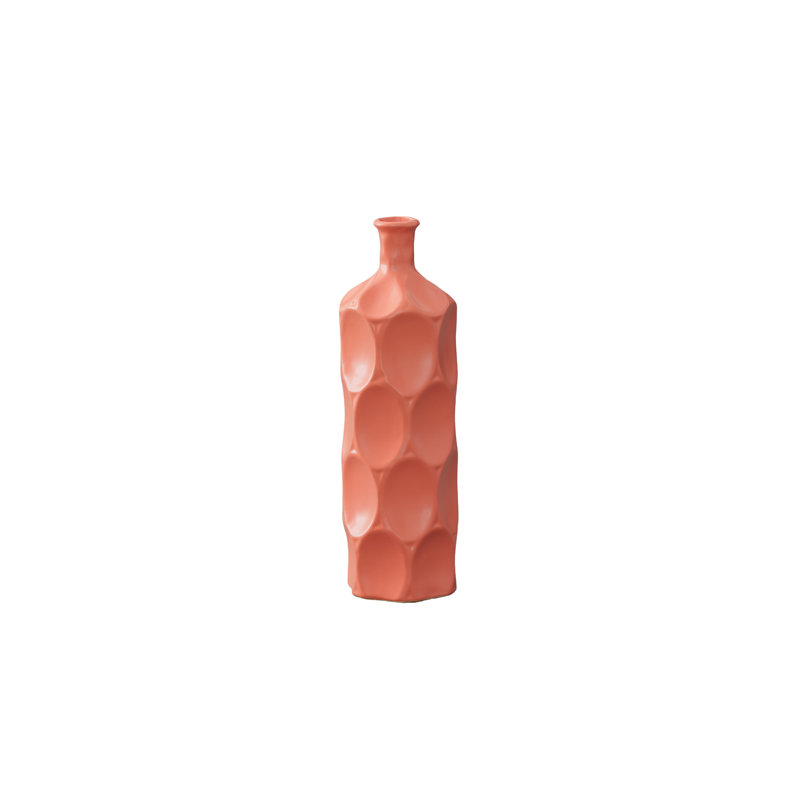 Vase en céramique avec motif ovale pressé, H 14 po x l 4,5 po x P 4,5 po, Rouge pourpre