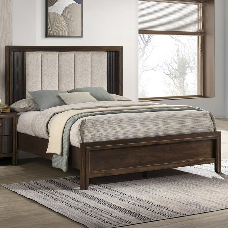 Modern Elegant Design Flat bed, Queen