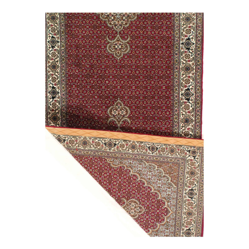 Westan Oriental Area Rug in Red