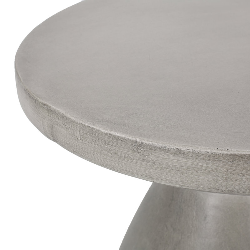 Table d'appoint d'extérieur légère en béton avec un design élégant - Fin prêt à l'emploi pour un attrait moderne