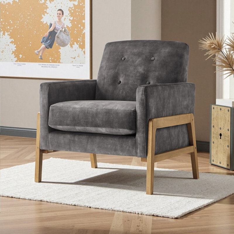 Élégante chaise d'appoint capitonnée avec un confort moelleux et une durabilité commerciale pour une décoration intérieure intemporelle