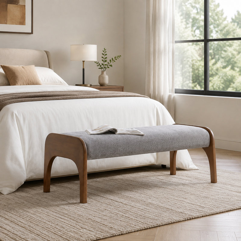 Banc long rembourré avec assise en chenille et pieds en bois d'hévéa