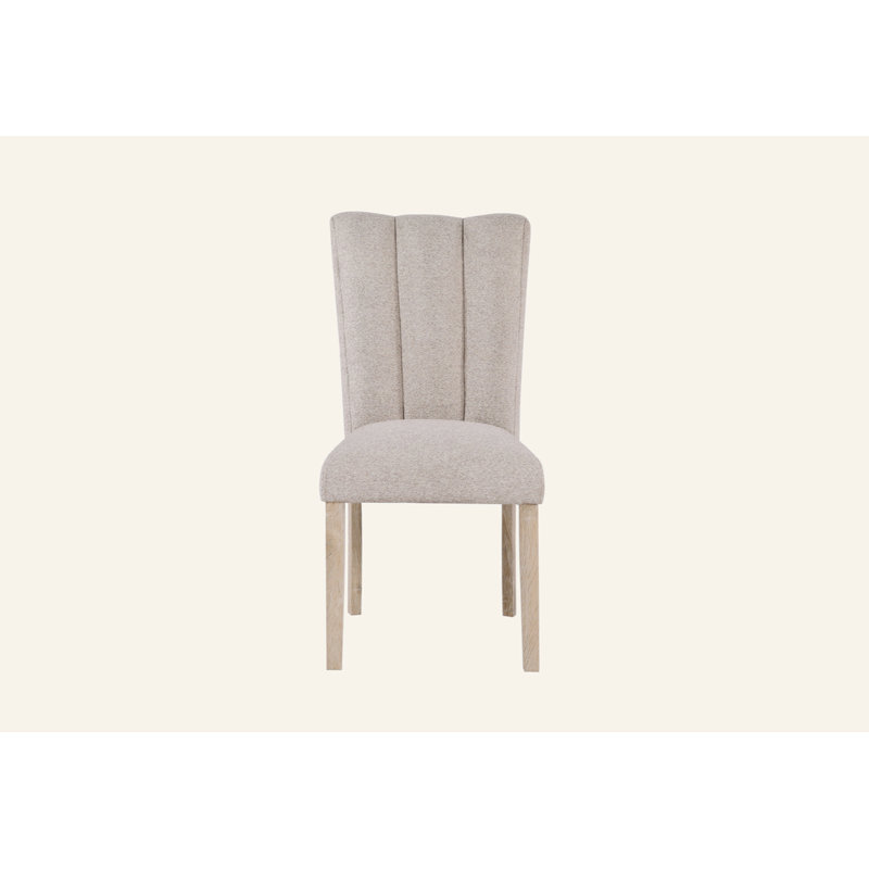 Fauteuil d'appoint beige avec plis Chanel Legant