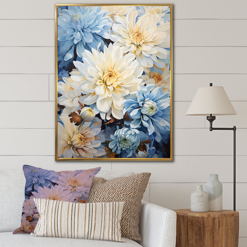 «Garden Bliss Mums» en blanc et bleu IV sur toile, Cadre flottant doré, H 40 po x l 30 po x P 1,5 po