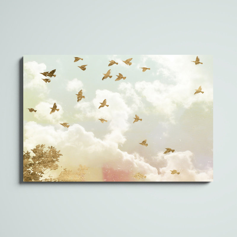 «Golden Flight I», impression sur toile, H 32 po x l 48 po