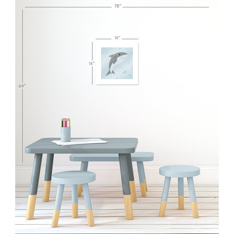 «Happy Shark», impression sur papier, H 16 po x l 16 po x P 1 po, Papier