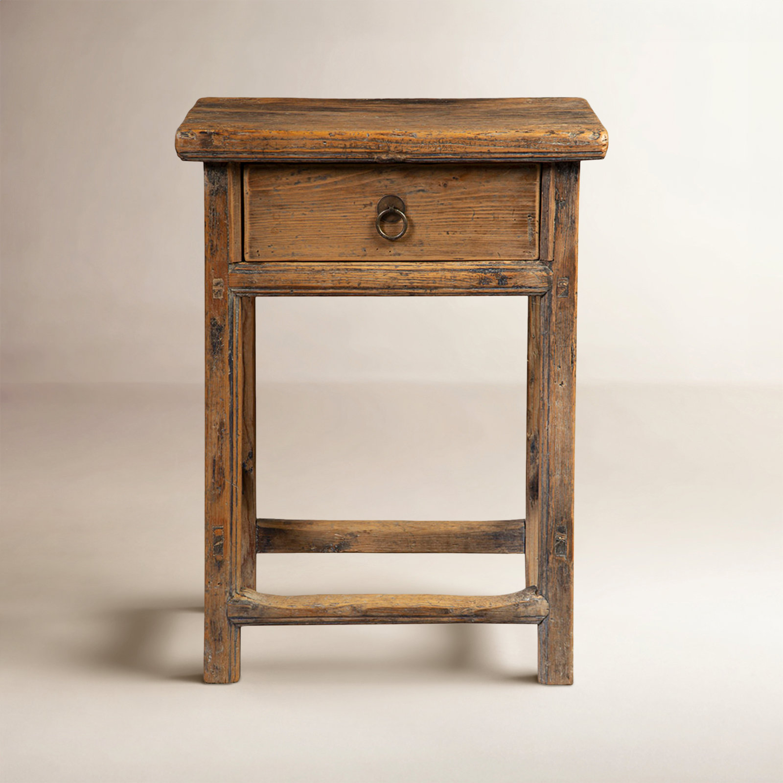 Lizzy Pine End Table