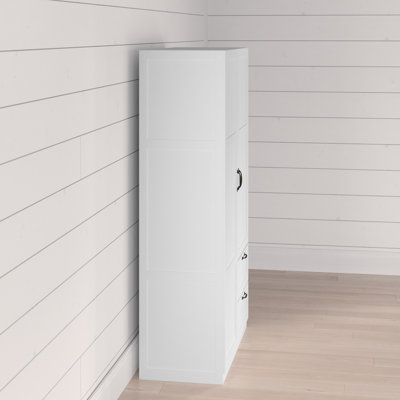 Lott Armoire
