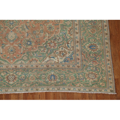 Tapis orange en laine noué à la main de conception unique années 1960 8 pi 1 po x 10 pi 10 po Anarose