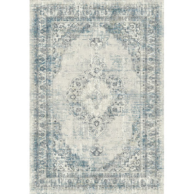 Fitzsimmons Oriental Indoor Rug