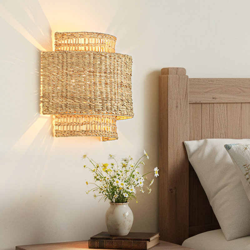 Modern Farmhouse 1-Light Curved Straw Weave Shade Wall Sconce