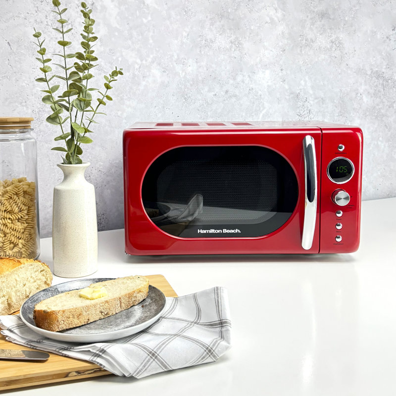 Hamilton Beach 20L Retro Microwave, Red