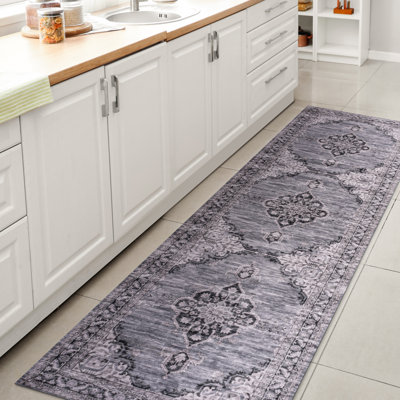 Haruyoshi Chenille Cottage Medallion Machine-Washable Navy/Gray/Black Rug