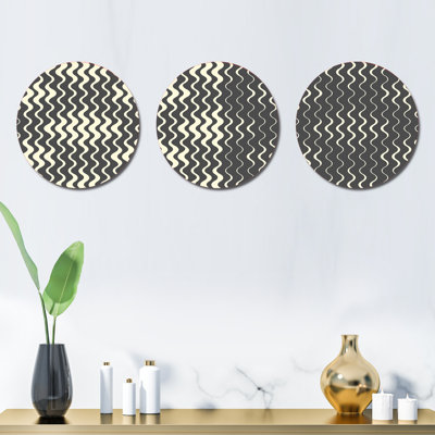 Abstract Wall Decor on Metal