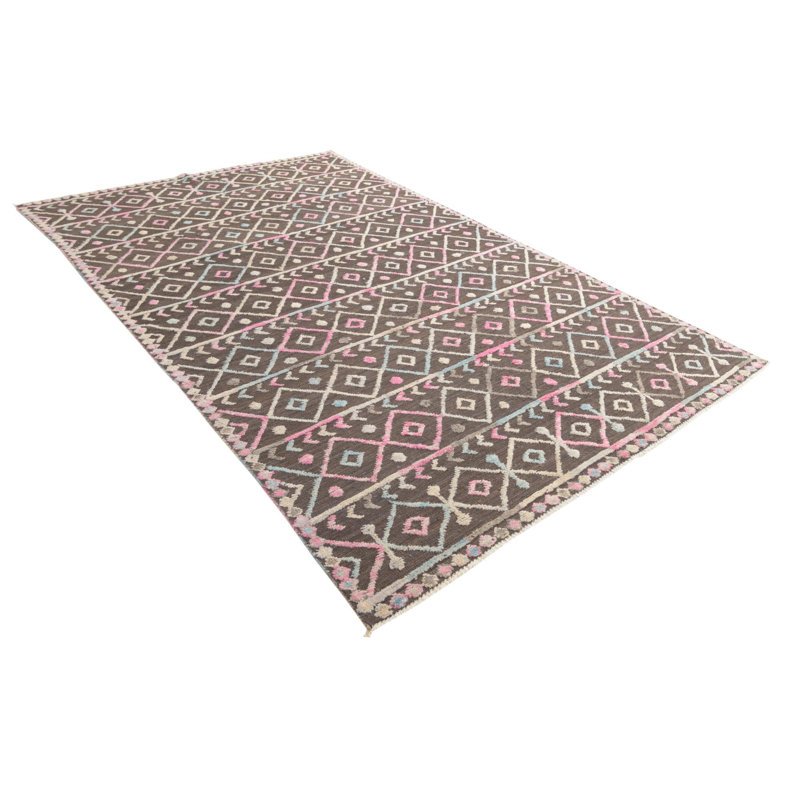 Tapis brun foncé Howard