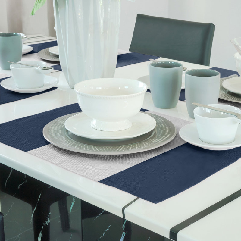 Récapitulatif de 18 po Illinois, Bleu marine, Polyester sergé