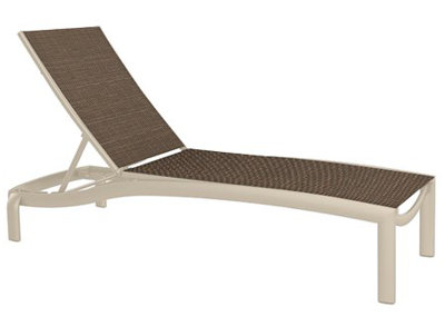 Kor Outdoor Chaise Lounge