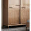 Garde-robe simple et moderne