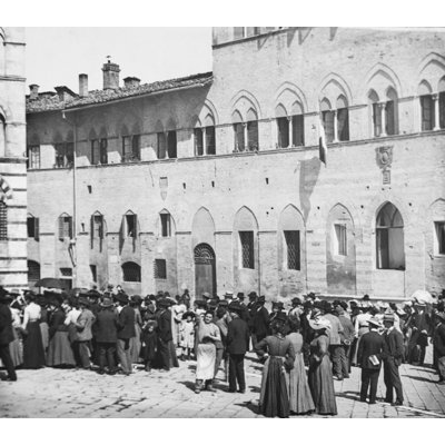 Magic Lantern Slide Circa 1900.Victorian.Victorian Crown Gathered Outside a Church or Public Building in Italy. by John Short / Design Pics (32 X 28) -  Latitude RunÂ®, B28DCF4FCDB5436CA5A8B18DDBB0533B