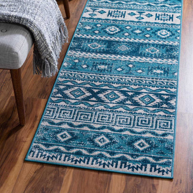 Geometric Indoor Rug, Runner 2'7" x 10'