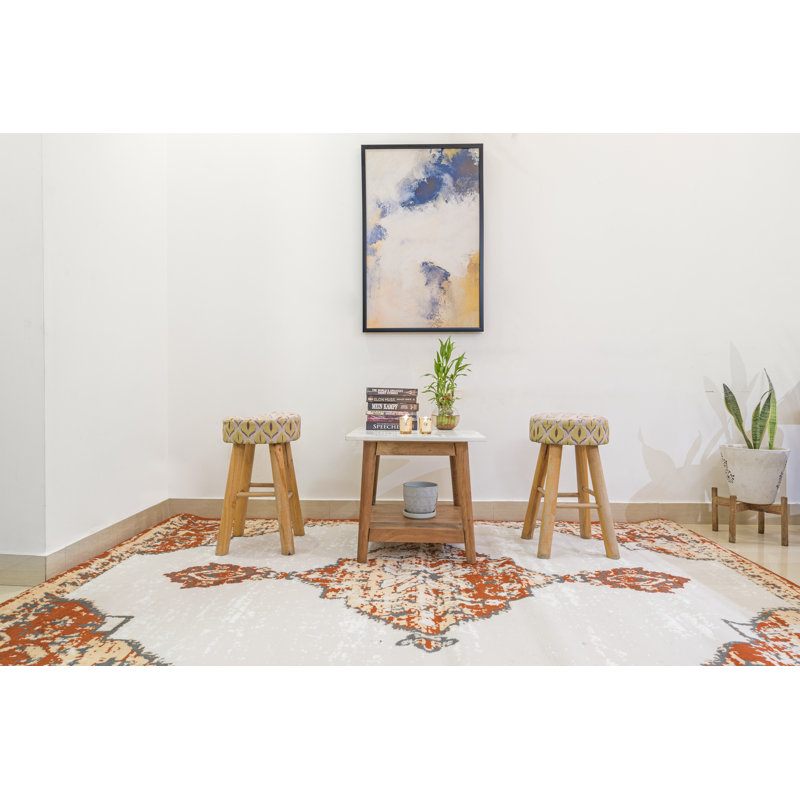 Tapis oriental beige / orange, Rectangle 3 pi 6 po x 5 pi 6 po