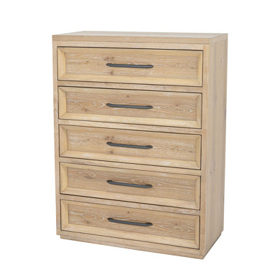 Commode à 5 tiroirs transitionnelle brun clair naturel, coffre de rangement en pin et en bois d'ingénierie, placage de chêne, glissières à roulement à billes, poignées en métal noir pour la chambre à coucher