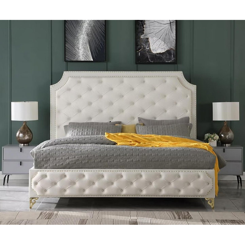 NEW B830 Leilah (Cream)  Bed -King, Très grand lit