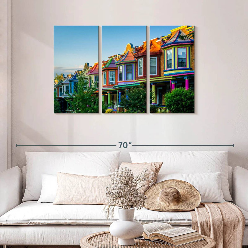 Lilie Guilford Avenue Rowhouse, H 28 po x l 45 po