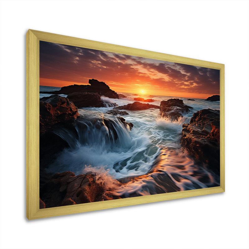 «Sunset Horizon V», reproduction sur toile, H 34 po x l 44 po x P 1,5 po, Encadrement doré