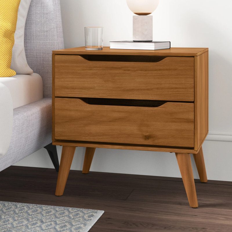 Bedo 60.03cm W Bedside Table, Oak