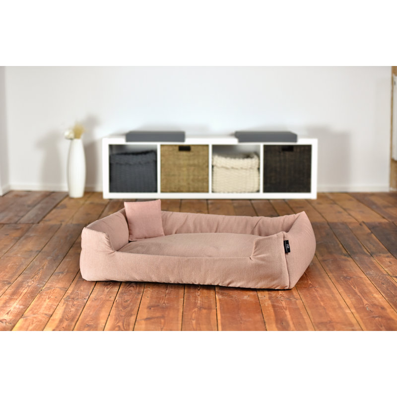 Polyester Pet Bed, Pink, Medium (70cm W x 49cm D x 15cm H)