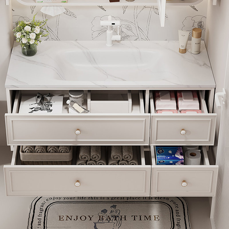 Armoire de salle de bain à la française, Blanc