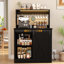 Armoire-bar Farmhouse avec 6 crochets, huche de bar avec rangement, armoire-buffet avec porte de grange coulissante, table basse avec tablettes réglables pour le salon