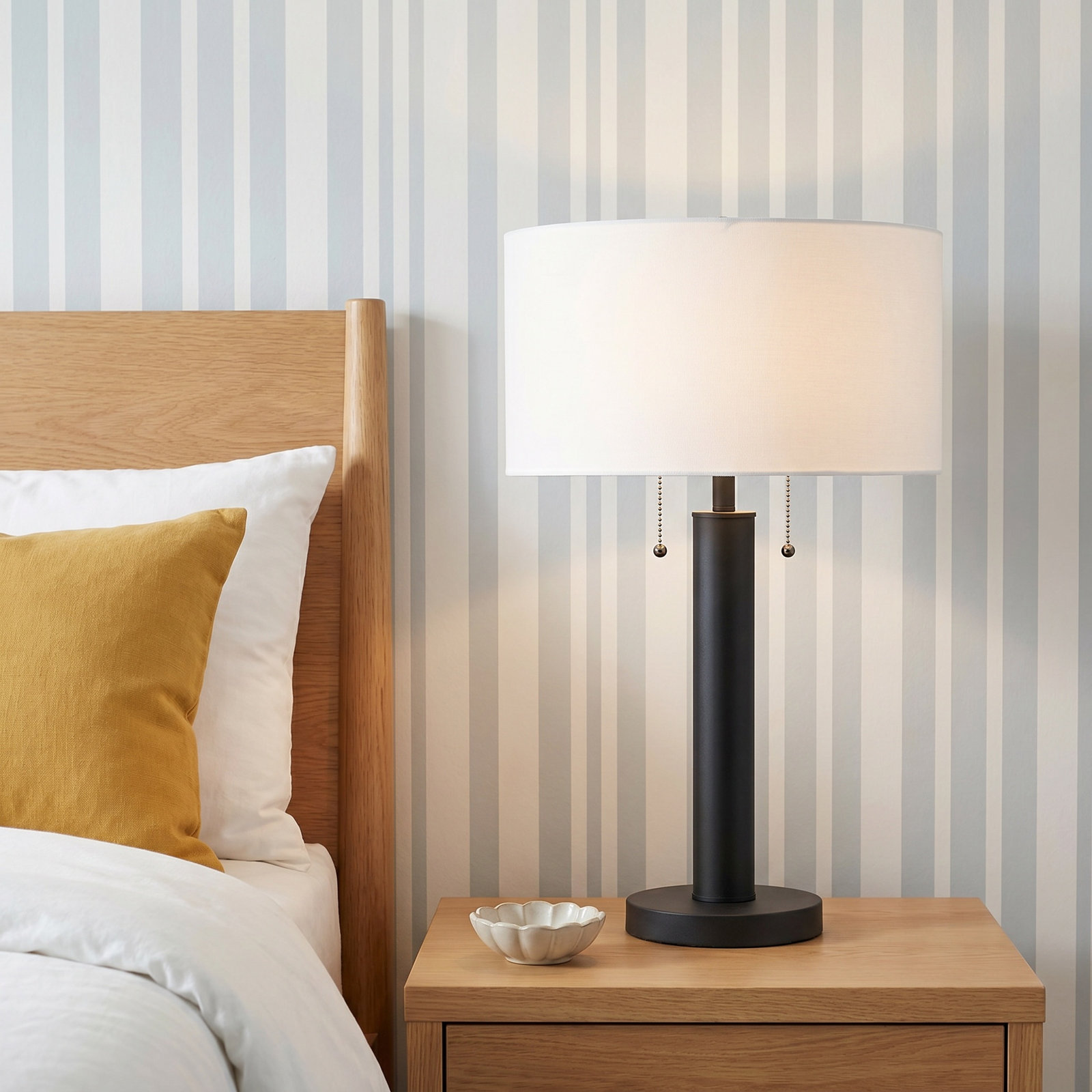 Grayton Table Lamp, Black