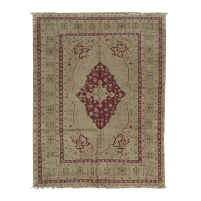 Hand Woven Wool Oriental Area Rug